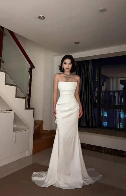 Elegant White Wedding Dress Strapless Sheath Chiffon Bridal Dress Sleeveless Bridal Gown DP05347