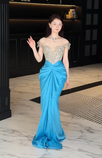 Longue robe de soirée chic bleue, fourreau sans épaules, en satin orné de perles, robe de bal DP05352