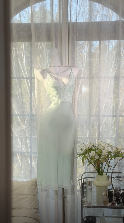 Chic Mint Green Short Evening Dress Spaghetti Straps Sheath Chiffon Party Dress Sleeveless Birthday Dress DP05360