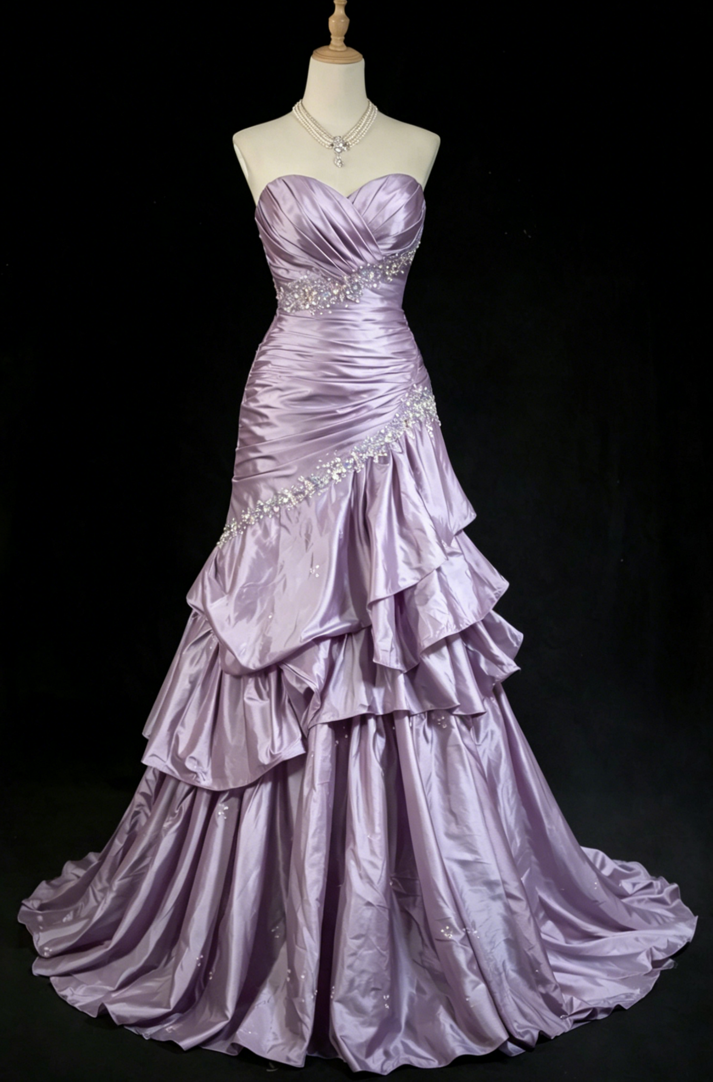 Chic Lavender Prom Dress Sweetheart Sheath Long Evening Dress Sleeveless Satin Formal Dress DP05381