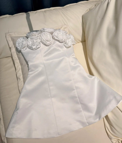 Simple White Party Dress Strapless A-line Birthday Dress Sleeveless Satin Cocktail Dress DP05395