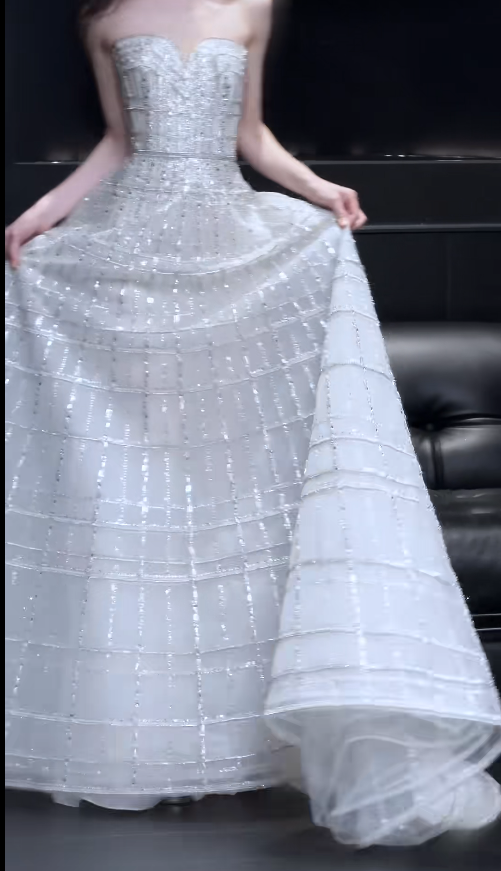 Robe de mariée intemporelle pour femme, robe de mariée trapèze en tulle, perles et sequins, sans manches, blanc, robes de mariée DP05400