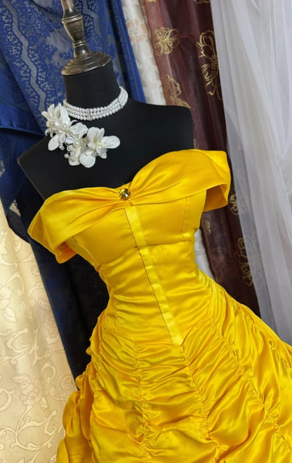 Gorgeous Yellow Quinceanera Dress Off-shoulder Ball Gown Satin Sweet 16 Dress Sleeveless Birthday Dress DP05404