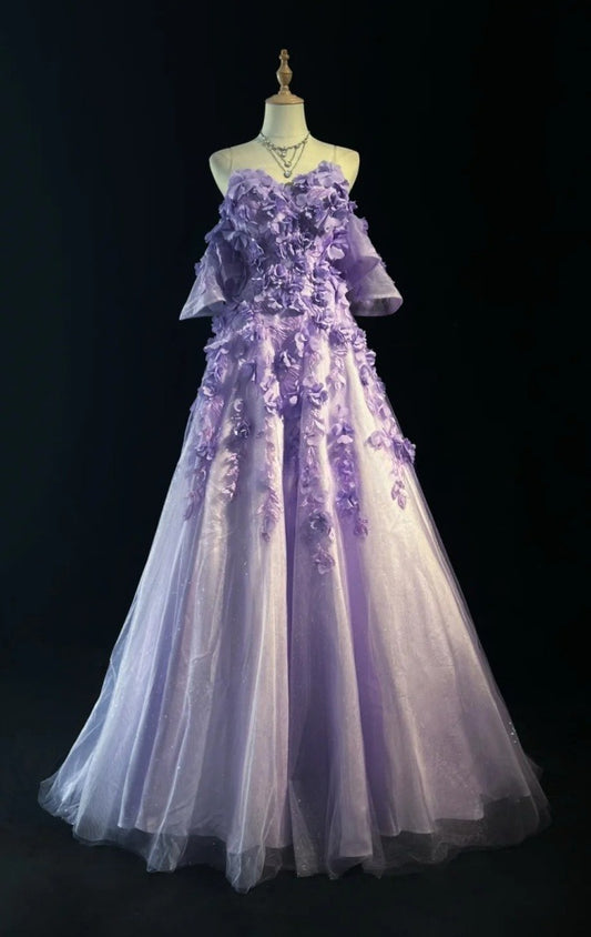 Feenhaftes lila Ballkleid Sweetheart Formales Kleid A-Linie Tüll Applikationen Langes Abendkleid DP05414