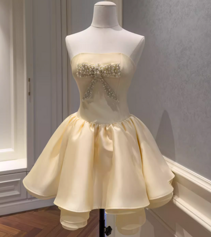 Chic Yellow Cocktail Dress Strapless A-Line Graduation Party Dress Satin Birthday Dress DP05419