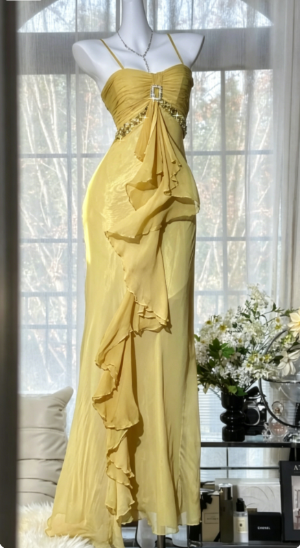 Chic Yellow Wedding Guest Dress Spaghetti Straps Sheath Chiffon Long Evening Dress DP05445