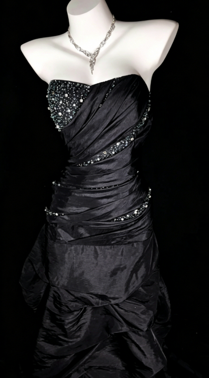 Elegant Strapless Sheath Satin Long Evening Dress Black Prom Dress DP05520