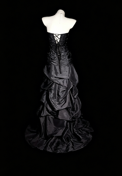 Elegant Strapless Sheath Satin Long Evening Dress Black Prom Dress DP05520