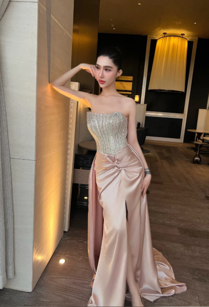 Elegant Strapless Sheath Satin Long Evening Dress Champagne Prom Dress DP05522