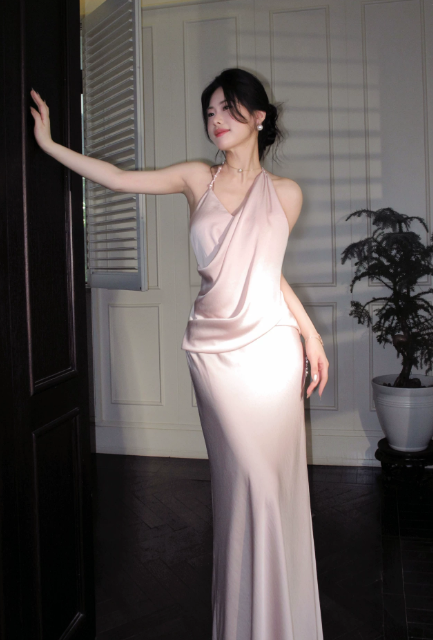 Chic Halter Sheath Birthday Dress Pink Wedding Guest Dress Satin Long Evening Dress DP05543