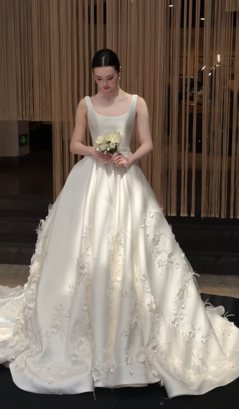 Timeless Straps A-Line Long Wedding Dress Satin Bridal Dress White Bridal Gown DP05570