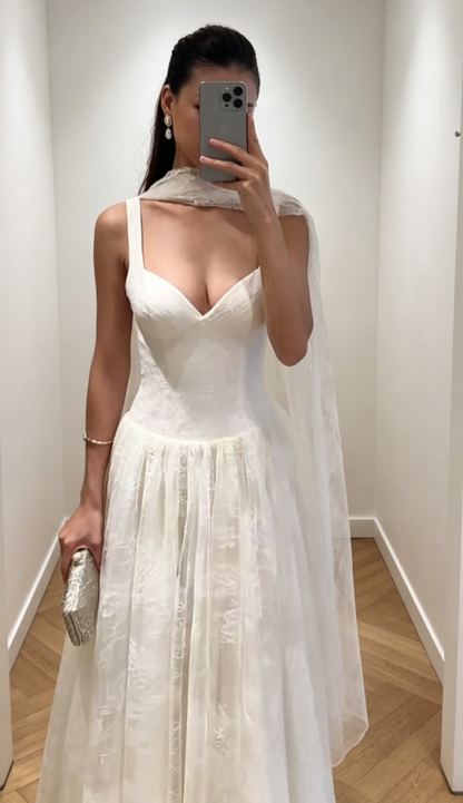 Robe de mariée longue intemporelle coupe trapèze avec dentelle, robe de mariée blanche DP05572
