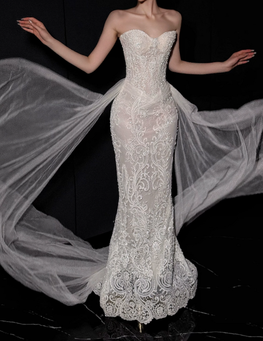 Timeless Sweetheart Sheath Wedding Dress Lace Appliques Bridal Dress White Bridal Gown DP05616
