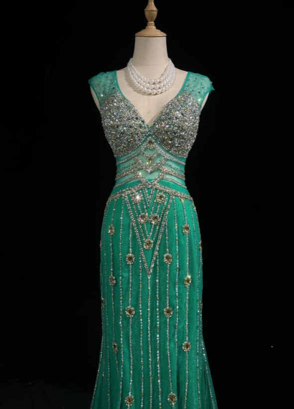 Gorgeous V-neck Sheath Chiffon Beaded Long Evening Dress Green Prom Dress DP05627
