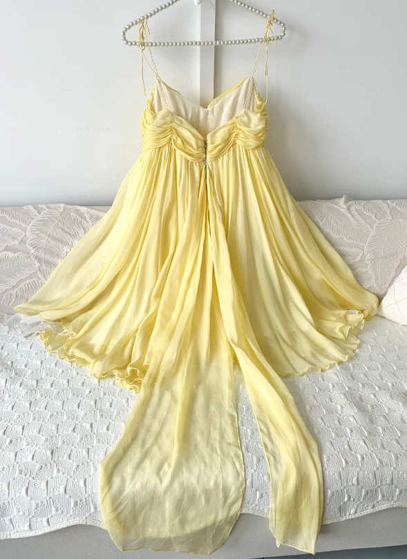 Wunderschönes Spaghettiträger-Geburtstagskleid Etui Chiffon Perlen Kurz Cocktailkleid Gelbes kurzes Ballkleid DP05630