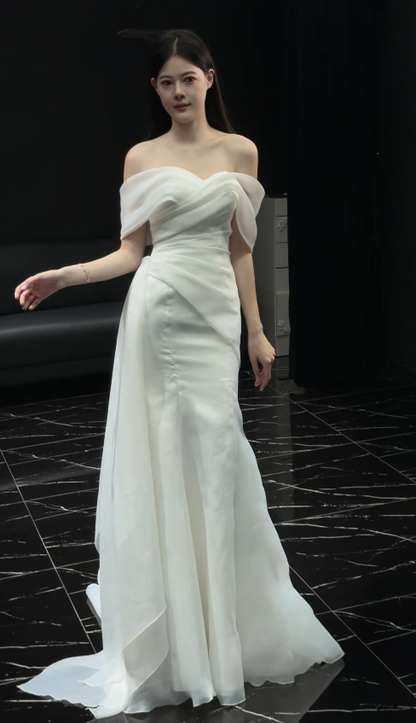 Timeless White Wedding Dress Off-shoulder Sheath Bridal Gown Chiffon Bridal Dress DP05720