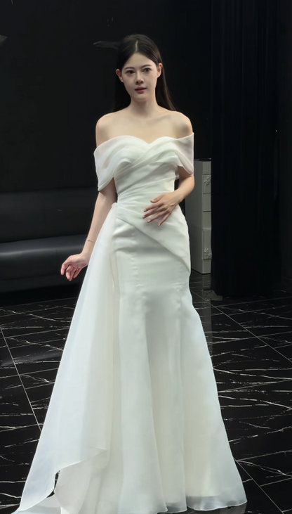 Timeless White Wedding Dress Off-shoulder Sheath Bridal Gown Chiffon Bridal Dress DP05720