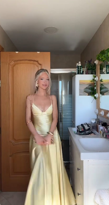 Elegantes gelbes Hochzeitsgastkleid Spaghettiträger A-Linie Satin langes Abendkleid DP05769