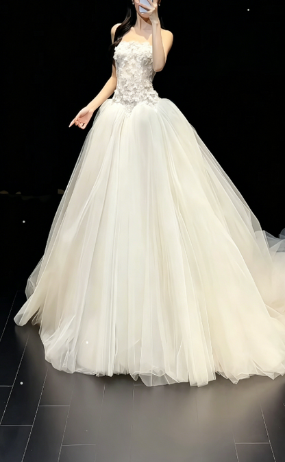 Modest Strapless A-Line Wedding Dress Tulle Applique Bridal Gown White Bridal Dress DP05827