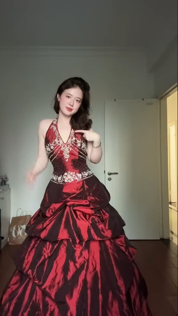 Fairy Burgundy Birthday Dress Halter Ball Gown Long Quinceanera Dress Satin Applique Sweet 16 Dress DP05896