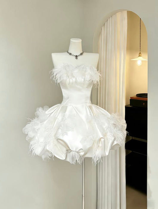 Chic White Short Party Outfit  Strapless A-Line Satin Birthday Dress DP05945