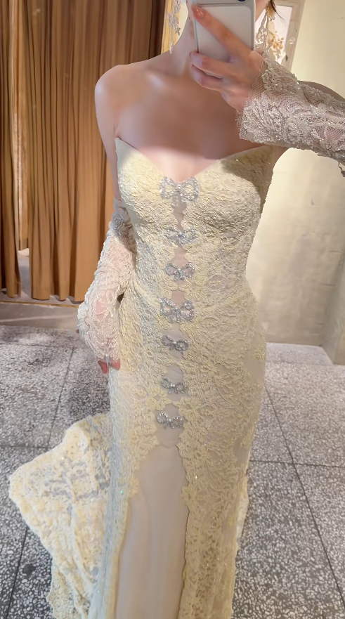 Elegant Pastel Yellow Wedding Dress Sweetheart Sheath Bridal Dress Lace Bridal Gown DP06017