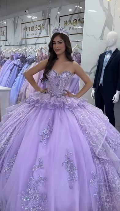 Gorgeous Off-shoulder Ball Gown Tulle Applique Quinceanera Dress Lavender Sweet 16 Dress DP06052