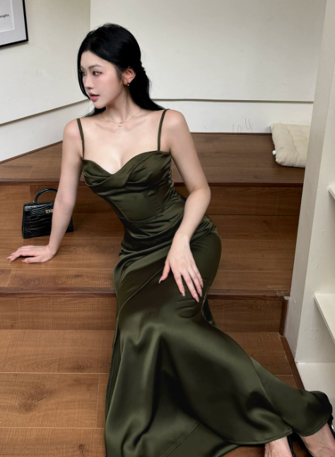 Cute Spaghetti Straps Sheath Long Evening Dress Satin Green Prom Dress DP06091