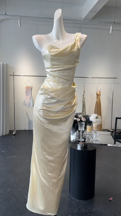 Simple Yellow Birthday Dress One-shoulder Sheath Prom Dress Satin Formal Dress DP06180