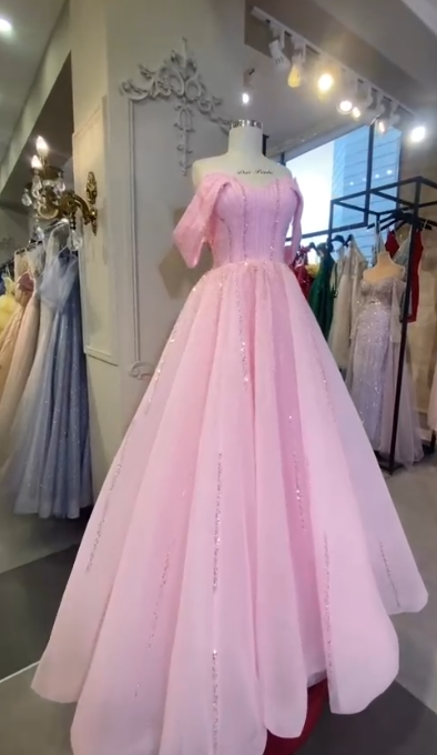 Chic Pink Prom Dress Off-shoulder A-Line Tulle Long Evening Dress DP06212