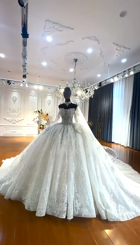 Simple Strapless A-Line Wedding Dress White Bridal Gown Tulle Beaded Bridal Dress DP06220