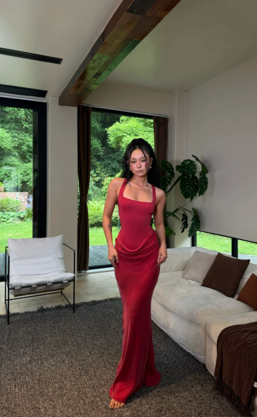 Chic Burgundy Evening Dress Straps Sheath Prom Dress Satin Formal Dress DP06256
