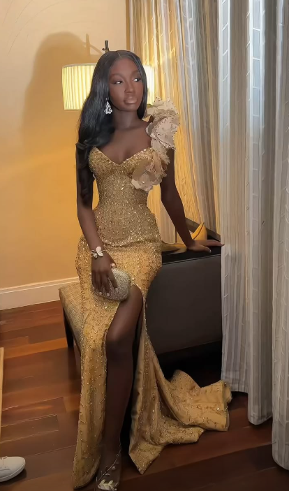 Glam Gold Prom Dress Sheath Dress for Party Beaded Satin Evening Dress DP06330