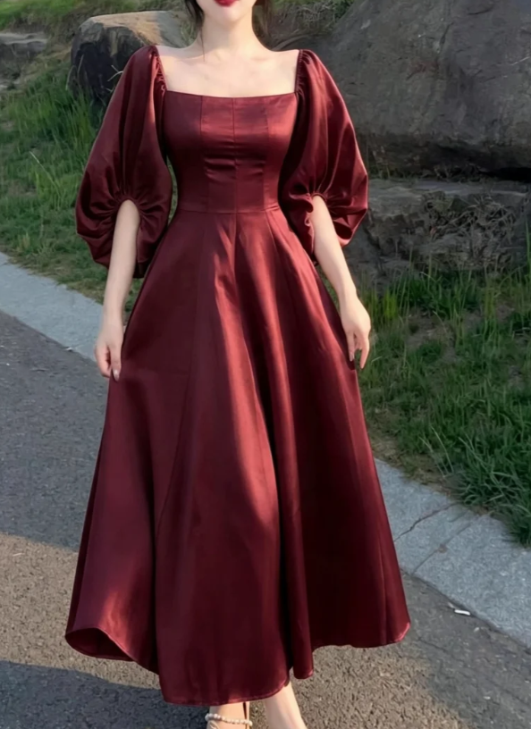 Elegant Burgundy Evening Dress Square A-Line Satin Prom Dress DP06380