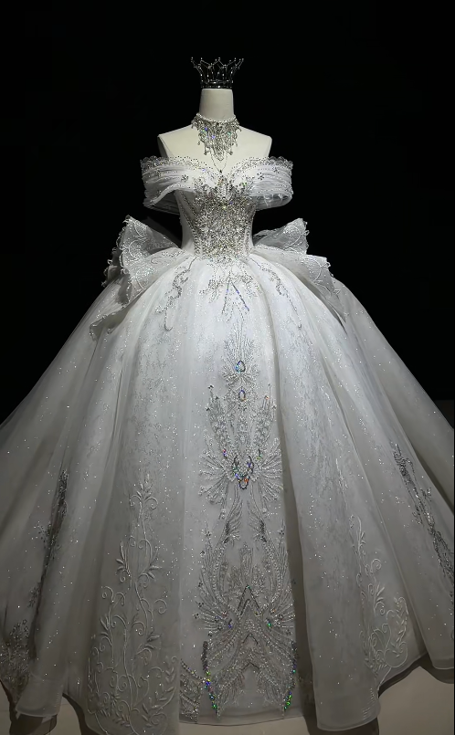 Simple Off-shoulder A-Line Wedding Dress Tulle Bridal Dress White Sleeveless Bridal Gown DP06413