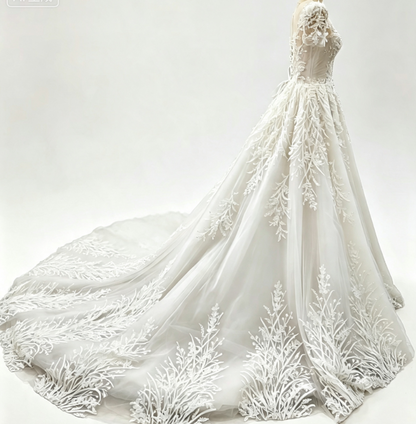 Simple V-neck A-Line Wedding Dress Tulle Bridal Dress White Sleeveless Bridal Gown DP06414
