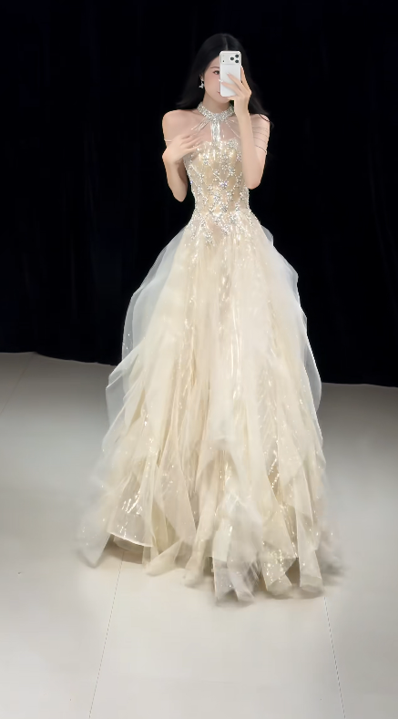 Chic Yellow Prom Dress Strapless A-Line Beaded Tulle Long Evening Dress DP06437