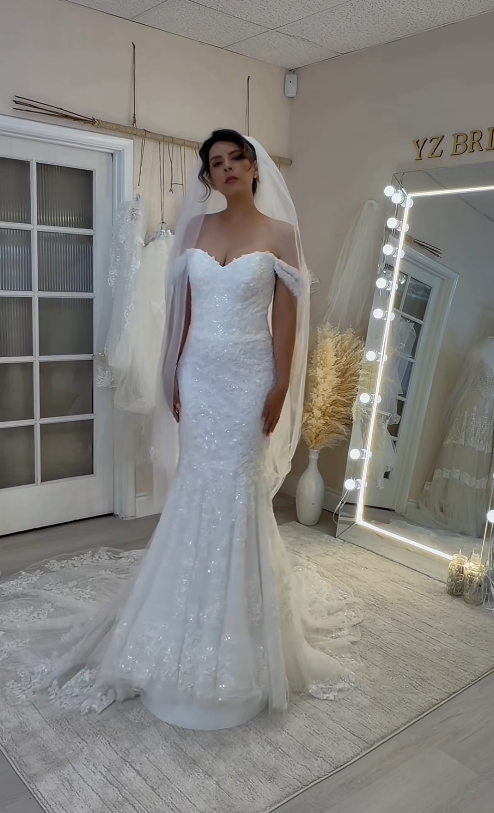 Modest Off-shoulder Mermaid Wedding Dress Lace White Bridal Gown DP06541