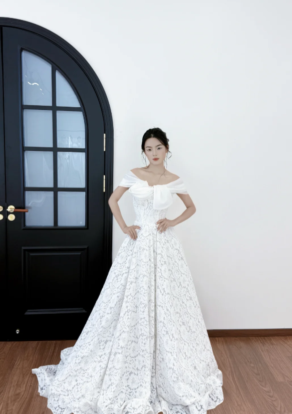 Modest Off-shoulder A-Line Wedding Dress Lace White Bridal GownDP06542
