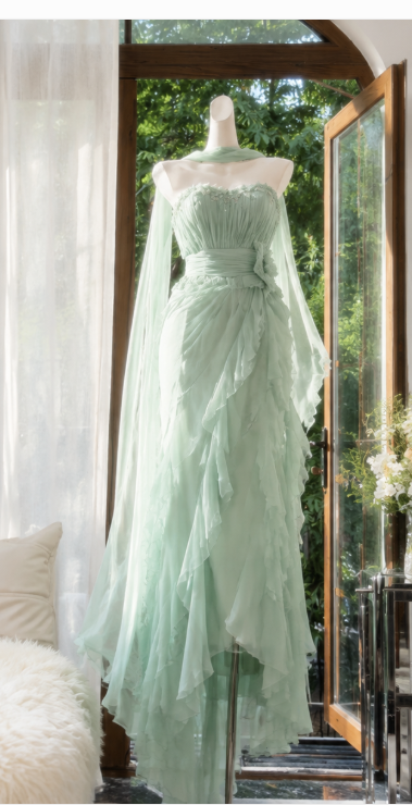 Gorgeous Green Prom Dress Sweetheart Sheath Beaded Chiffon Long Evening Dress DP06565