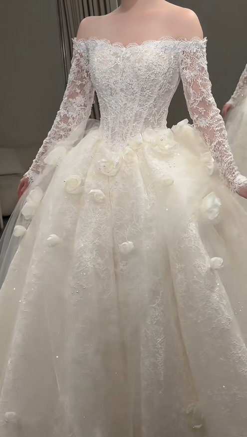 Timeless A-Line White Tulle Wedding Dress for Bride DP06584