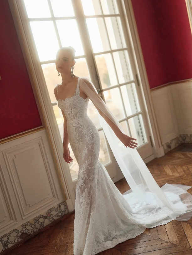 Chic White Sheath Lace Long Wedding Dress DP06776