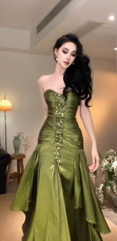 Elegant Green Prom Dress Sheath Satin Long Evening Dresss DP06790