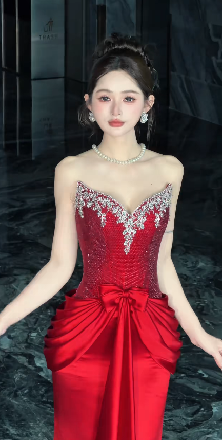 Elegant Burgundy Prom Dress Sheath Satin Long Evening Dress DP06830