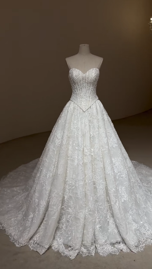 Chic White Bridal Gown A-Line Tulle Wedding Dress DP06843