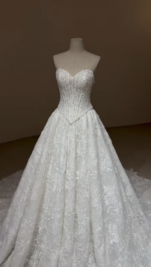 Chic White Bridal Gown A-Line Tulle Wedding Dress DP06843