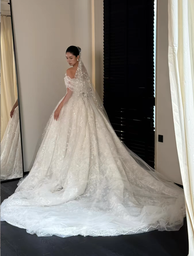 White Wedding Dress A-Line Lace Bridal Gown DP06920
