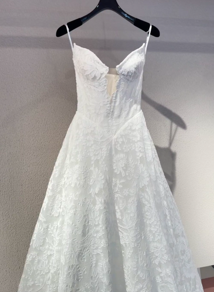 Glamours White Bridal Gown Lace A-line Wedding Dress DP07057