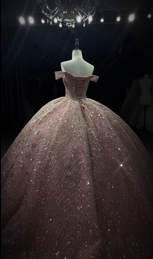 Gorgeous Pink Ball Gown Quinceanera Dress Tulle Sweet 16 Dress DP07069