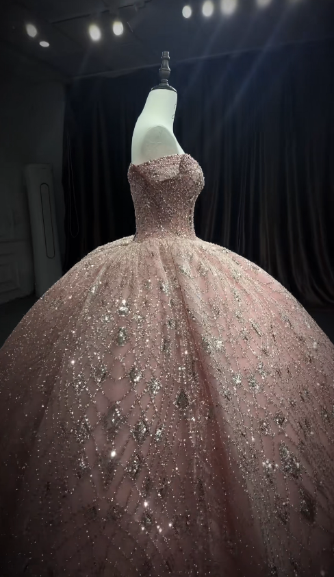 Gorgeous Pink Ball Gown Quinceanera Dress Tulle Sweet 16 Dress DP07069